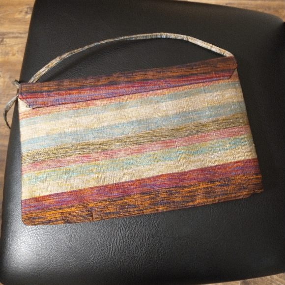 Purse - Picture 2 of 8